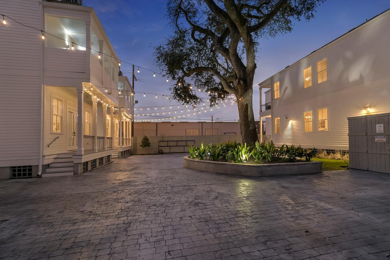 ニューオーリンズModern 2Br On Carondelet By Hosteevaアパートメント エクステリア 写真