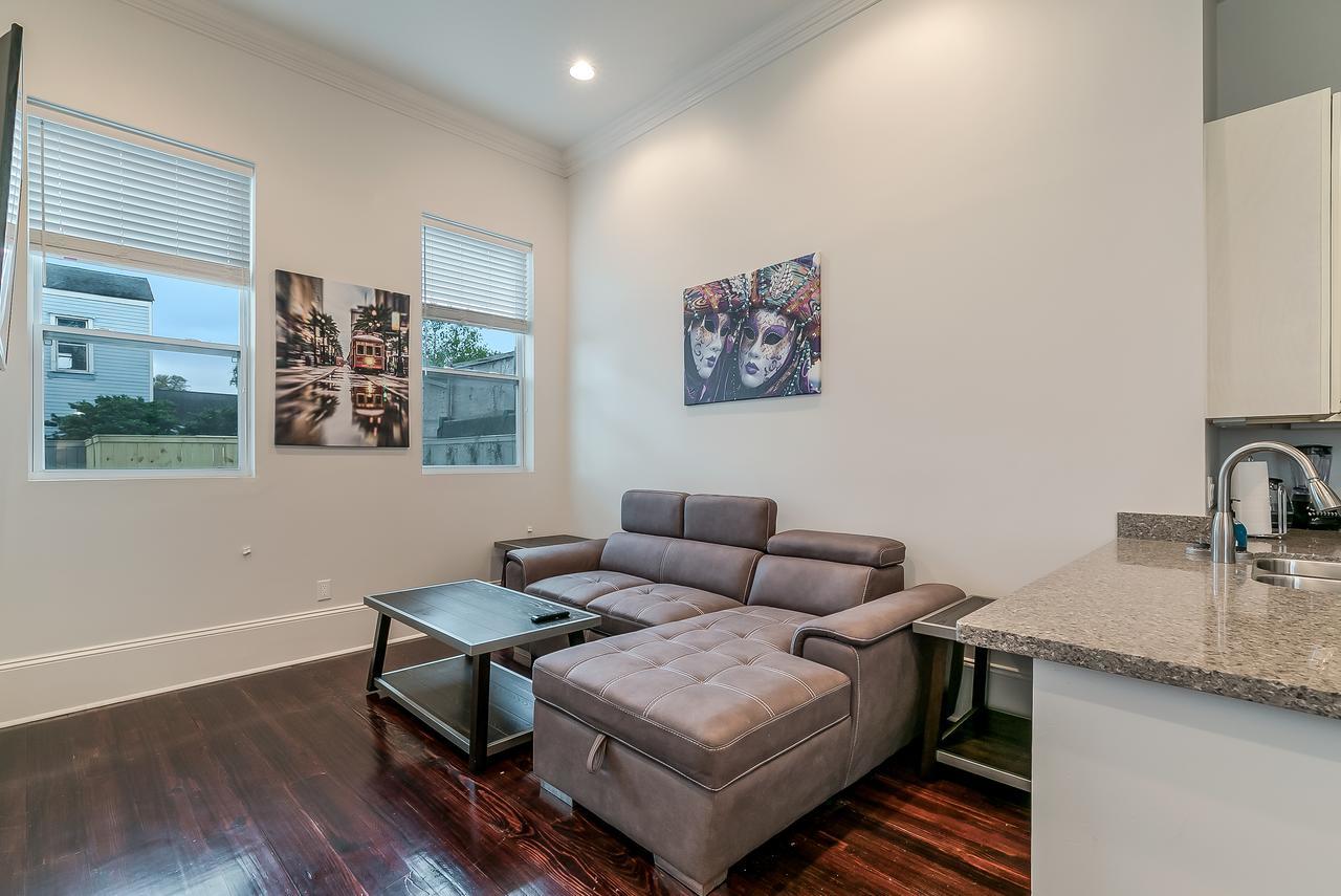 ニューオーリンズModern 2Br On Carondelet By Hosteevaアパートメント エクステリア 写真