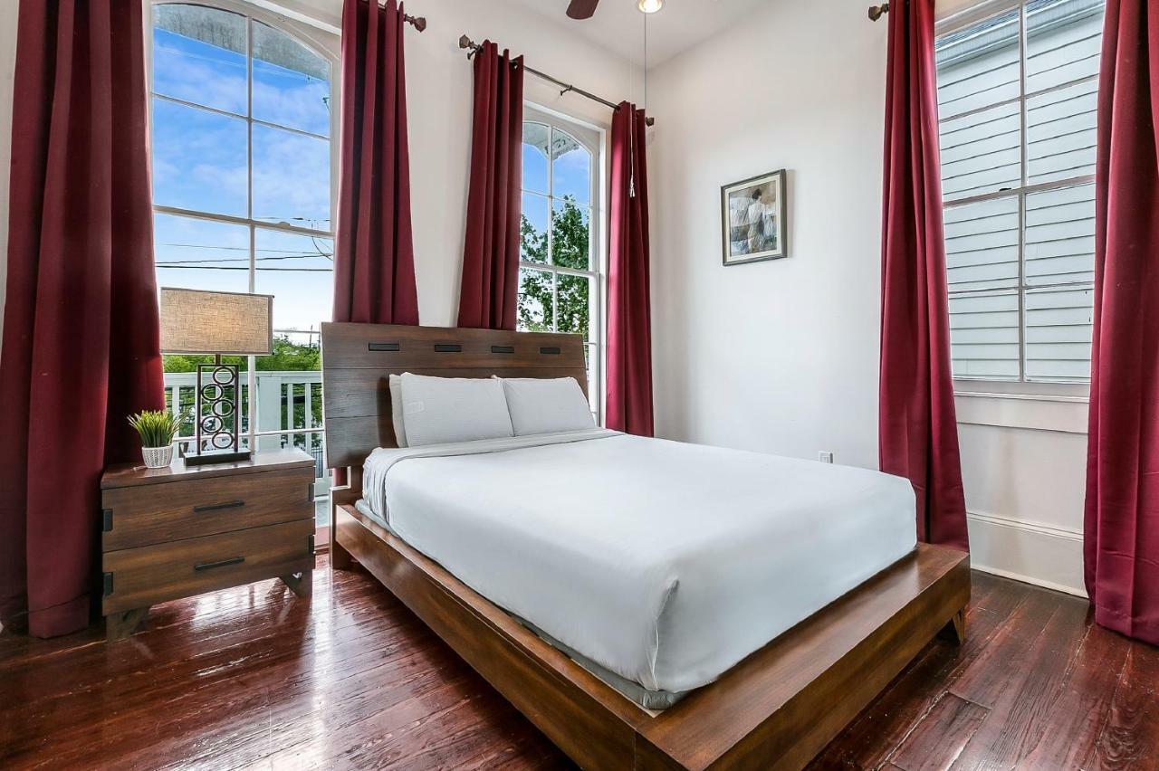 ニューオーリンズModern 2Br On Carondelet By Hosteevaアパートメント エクステリア 写真